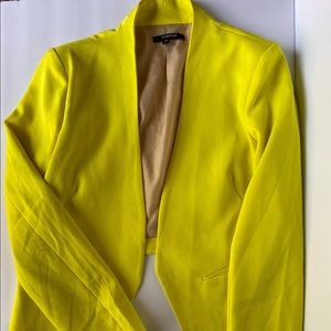 Yellow jacket